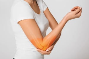 common elbow pain